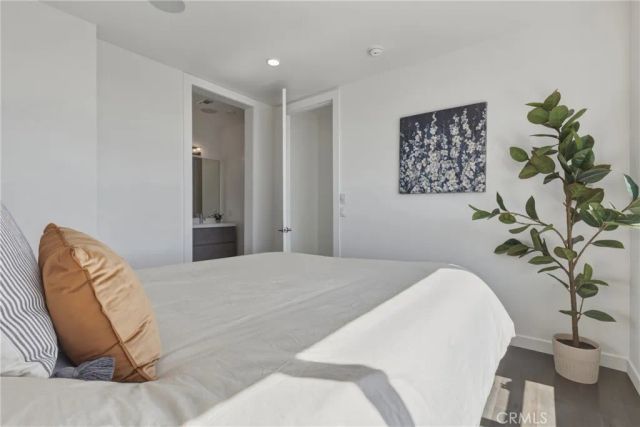 1301 Tamarind Avenue, Hollywood, CA 90028