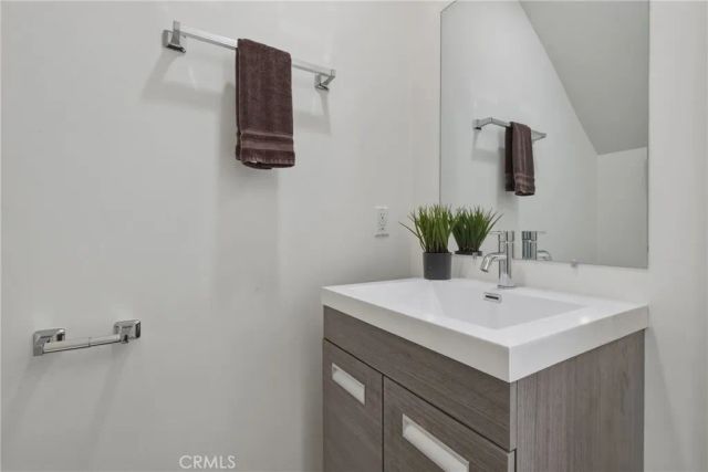 1301 Tamarind Avenue, Hollywood, CA 90028