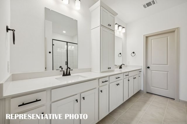 3562 Pierce Lane, Grand Prairie, TX 75052