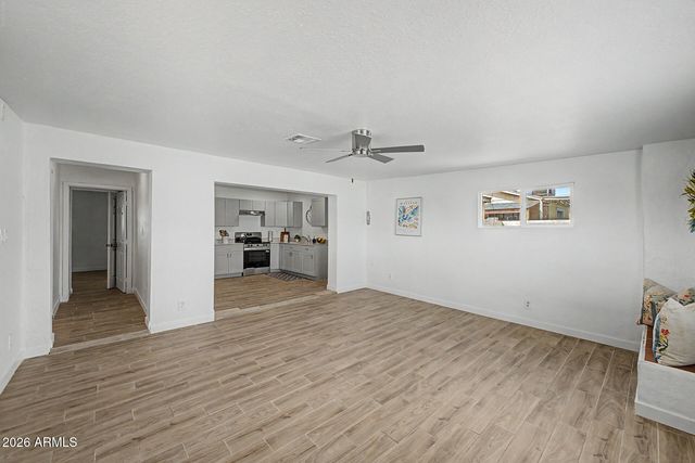 8221 N 29TH Drive, Phoenix, AZ 85051