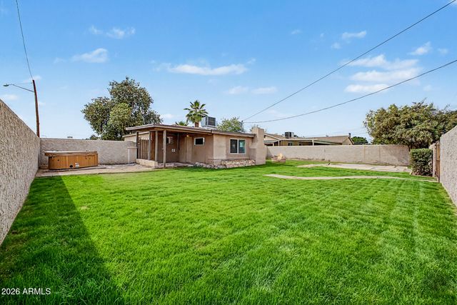 8221 N 29TH Drive, Phoenix, AZ 85051