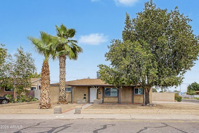 8221 N 29TH Drive, Phoenix, AZ 85051