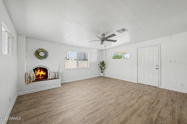 8221 N 29TH Drive, Phoenix, AZ 85051