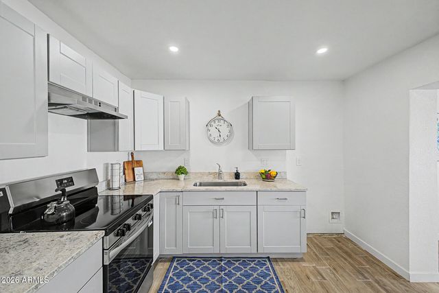 8221 N 29TH Drive, Phoenix, AZ 85051