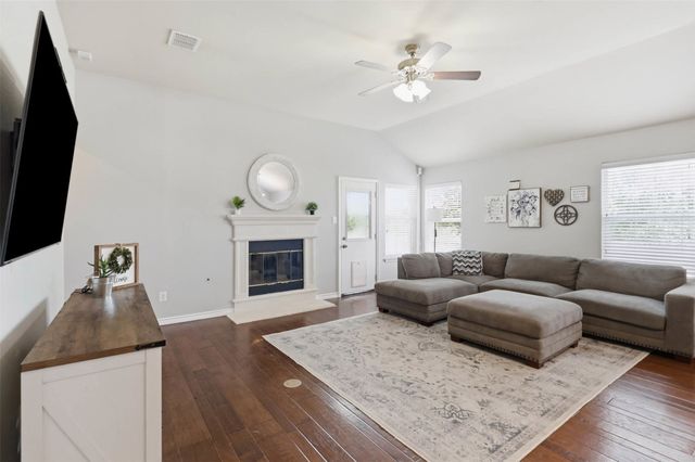 8900 Arcadia Park Drive, Fort Worth, TX 76244