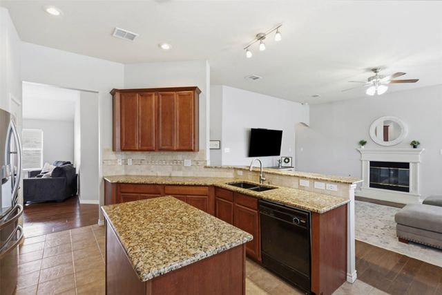 8900 Arcadia Park Drive, Fort Worth, TX 76244