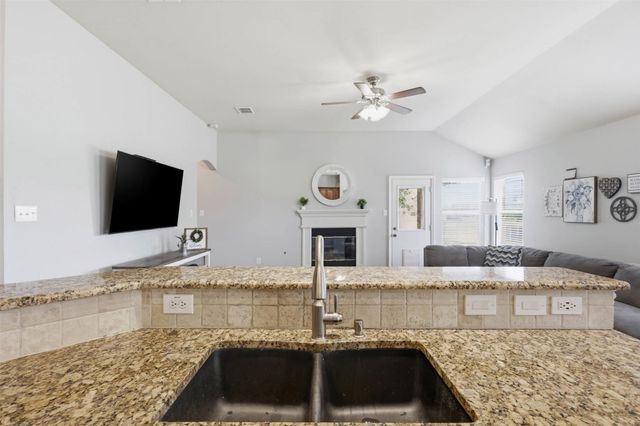 8900 Arcadia Park Drive, Fort Worth, TX 76244
