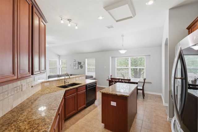 8900 Arcadia Park Drive, Fort Worth, TX 76244