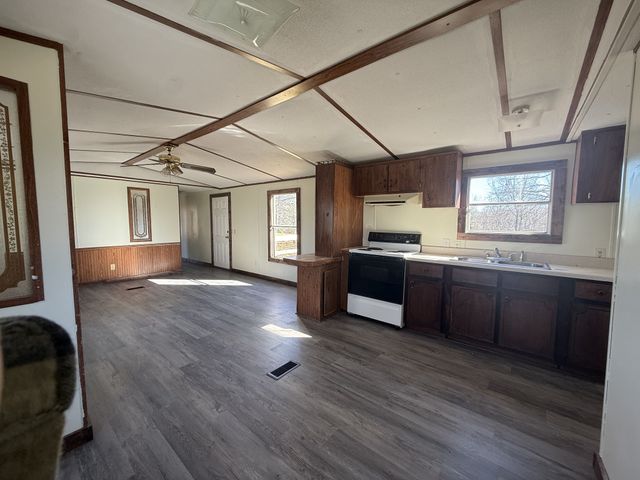 4856 Highway 13 S, Linden, TN 37096