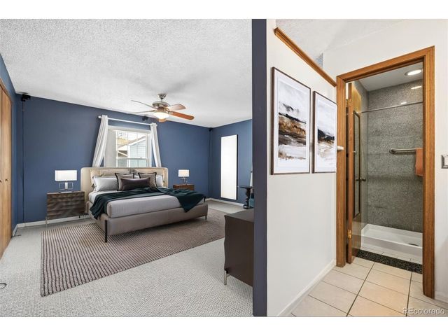 1956 S Balsam St, Lakewood, CO 80227