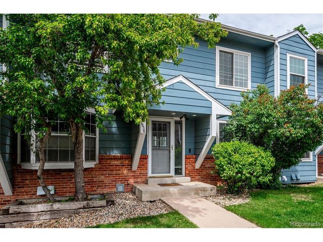 1956 S Balsam St, Lakewood, CO 80227