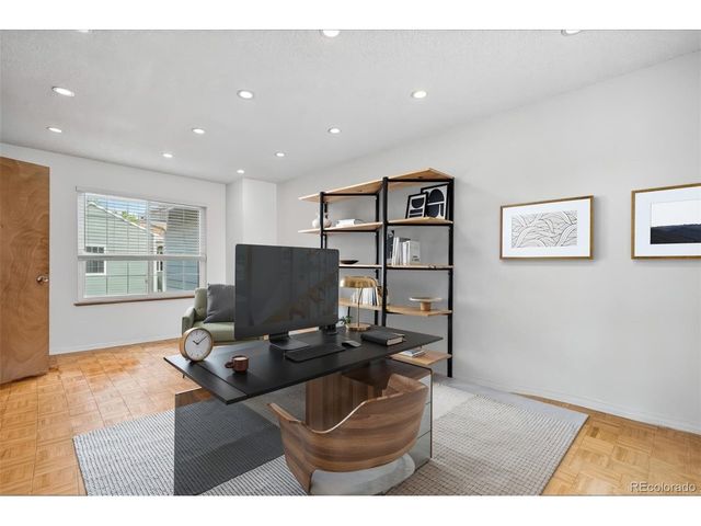 1956 S Balsam St, Lakewood, CO 80227