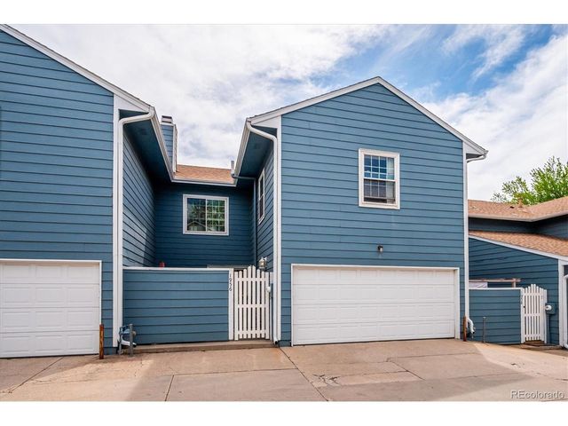 1956 S Balsam St, Lakewood, CO 80227