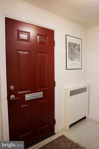 121 N EAGLE RD, Havertown, PA 19083