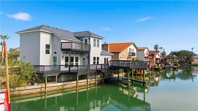 13745 Tajamar St, Corpus Christi, TX 78418