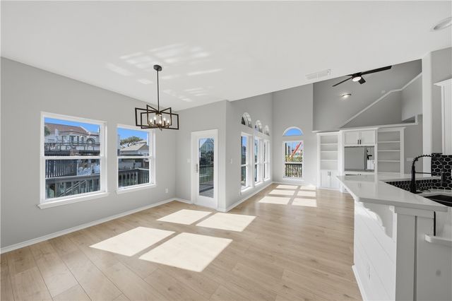 13745 Tajamar St, Corpus Christi, TX 78418