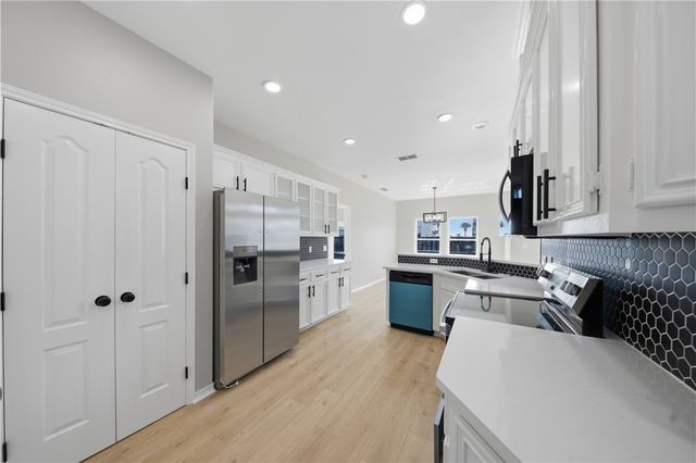 13745 Tajamar St, Corpus Christi, TX 78418