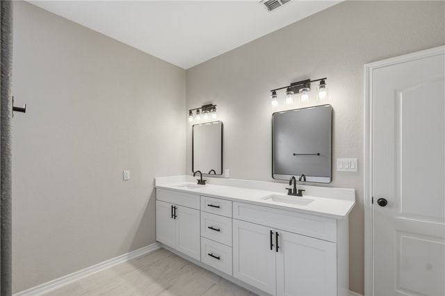 13745 Tajamar St, Corpus Christi, TX 78418