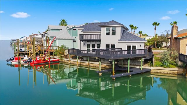 13745 Tajamar St, Corpus Christi, TX 78418