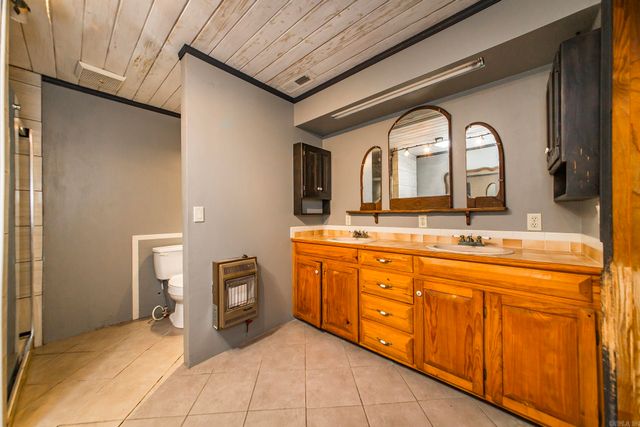 3754 Freehill Road, Bismarck, AR 71929