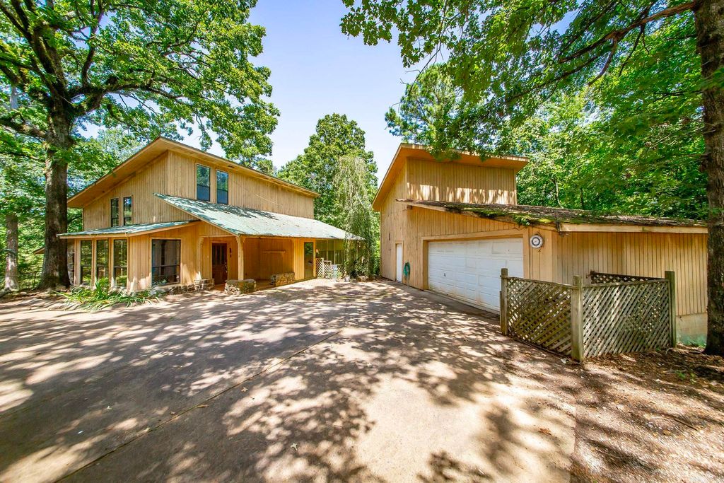 3754 Freehill Road, Bismarck, AR 71929