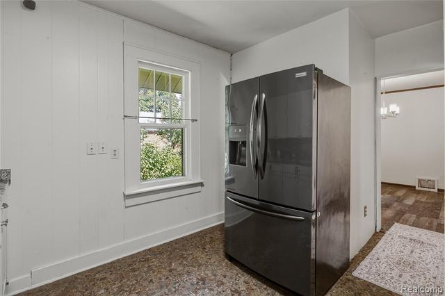 1811 Vermont Avenue, Lansing, MI 48906