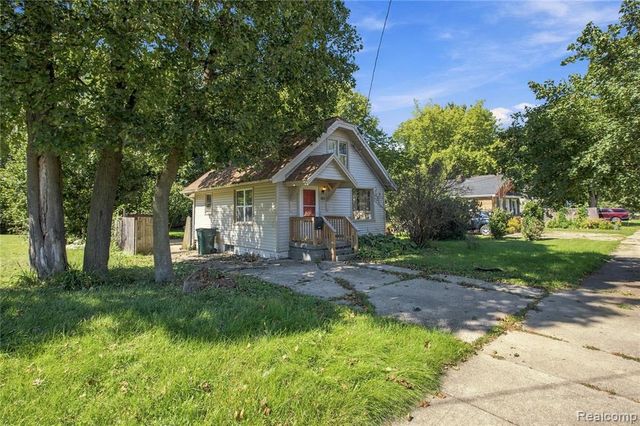 1811 Vermont Avenue, Lansing, MI 48906