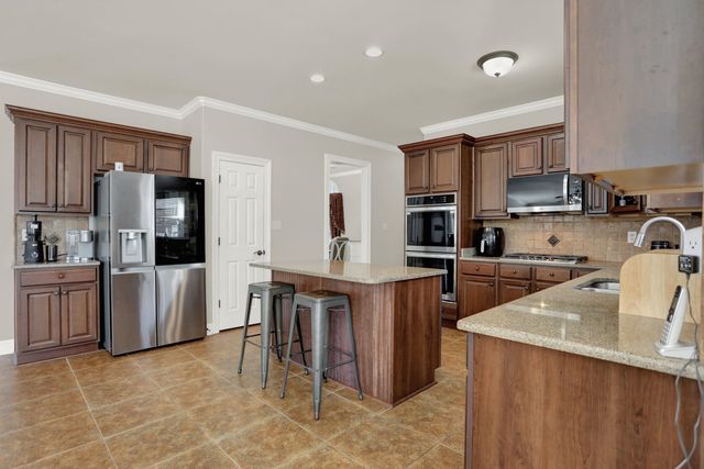 245 AMBER WAVES LN, Collierville, TN 38017