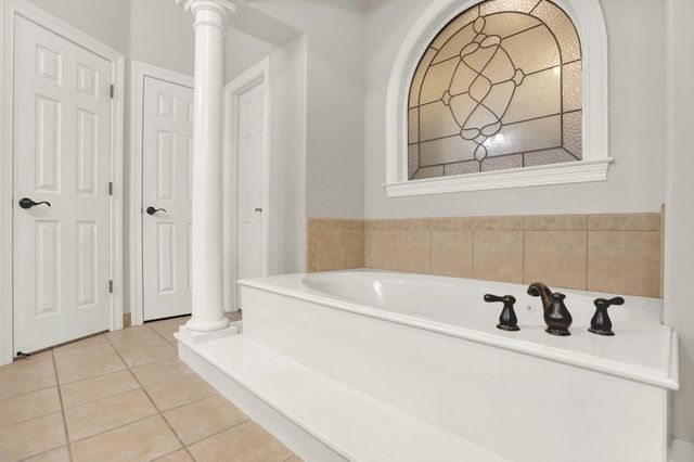 245 AMBER WAVES LN, Collierville, TN 38017