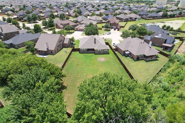 2226 Abela Drive, Waxahachie, TX 75165