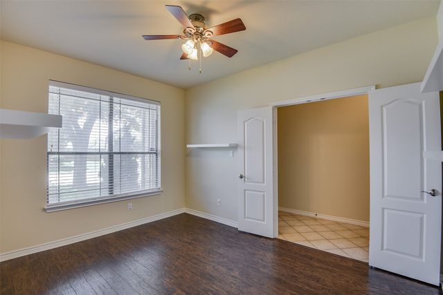 2226 Abela Drive, Waxahachie, TX 75165
