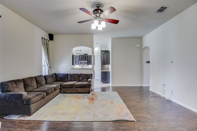 2226 Abela Drive, Waxahachie, TX 75165