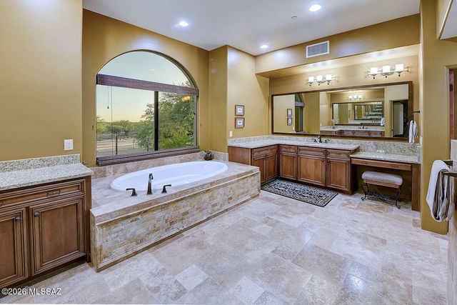 13355 E Camino La Cebadilla, Tucson, AZ 85749