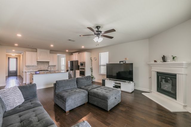 3424 Cimarron River Drive, Celina, TX 75078
