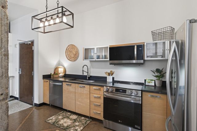 350 Saint Peter Street 504, Saint Paul, MN 55102