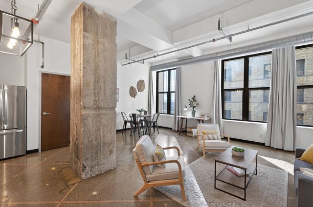 350 Saint Peter Street 504, Saint Paul, MN 55102