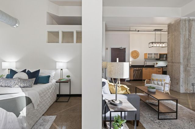 350 Saint Peter Street 504, Saint Paul, MN 55102