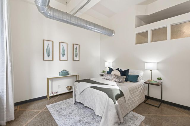 350 Saint Peter Street 504, Saint Paul, MN 55102