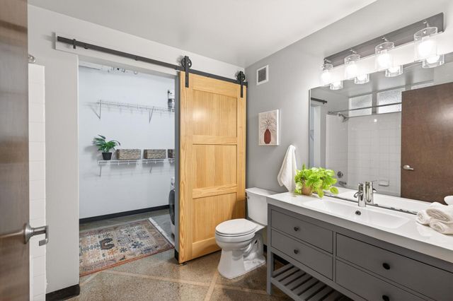 350 Saint Peter Street 504, Saint Paul, MN 55102