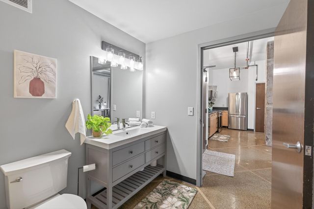 350 Saint Peter Street 504, Saint Paul, MN 55102