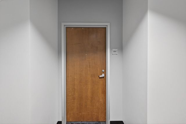 350 Saint Peter Street 504, Saint Paul, MN 55102