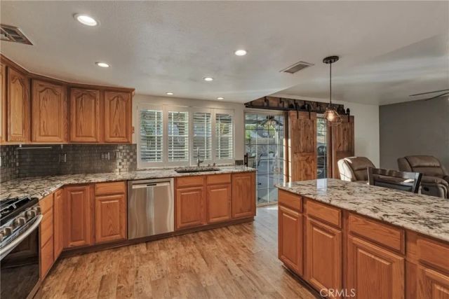 29015 Gladiolus, Canyon Country, CA 91387