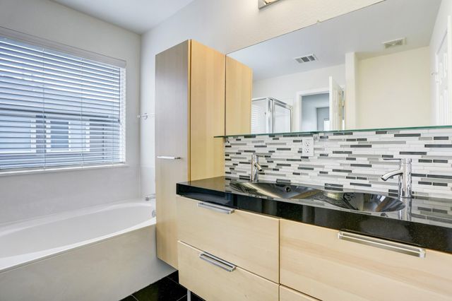 14608 Walt Whitman TRL B, Pflugerville, TX 78660