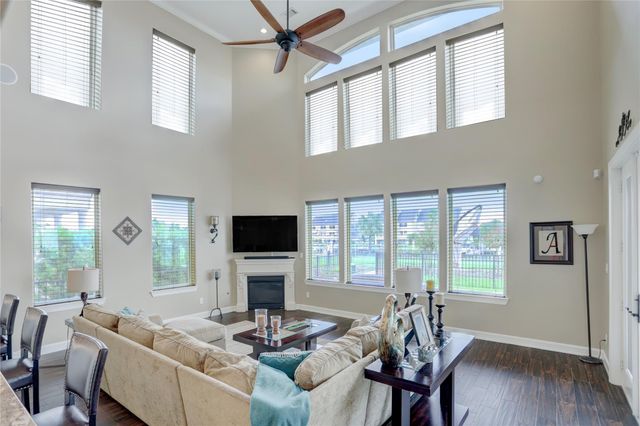 729 Pegasus Lane, League City, TX 77573