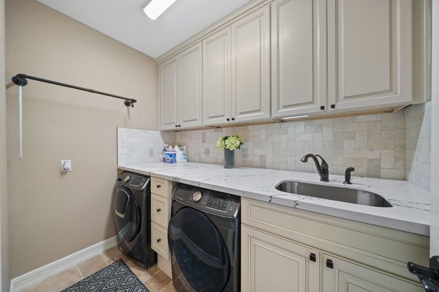 729 Pegasus Lane, League City, TX 77573