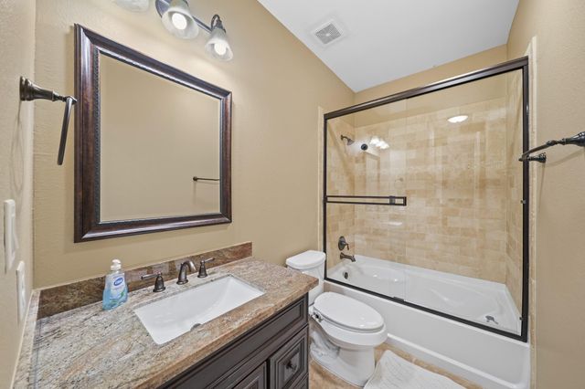 729 Pegasus Lane, League City, TX 77573