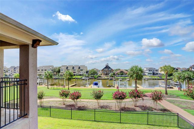 729 Pegasus Lane, League City, TX 77573