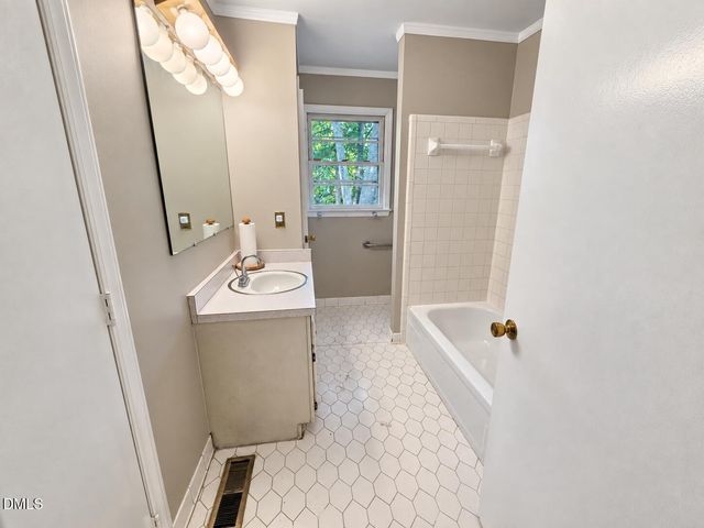 708 Dawnwood Court, Raleigh, NC 27609