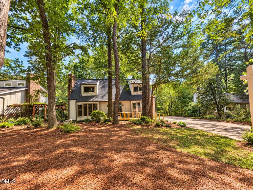 708 Dawnwood Court, Raleigh, NC 27609