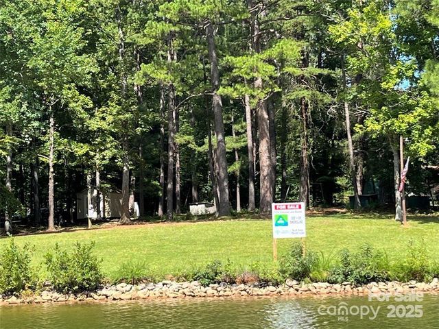 7310 Elmwood Lane, Denver, NC 28037